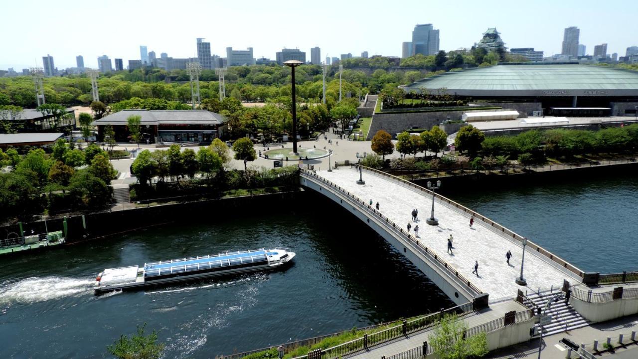 Hotel New Otani Осака Екстериор снимка The bridge in 2009